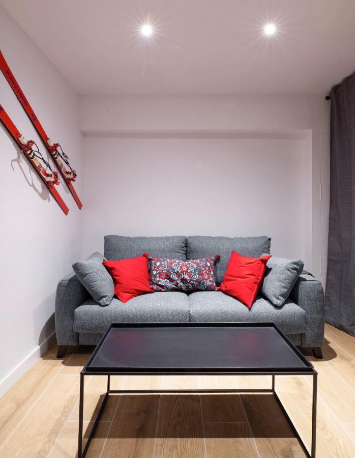 Beautifully Renovated 4 Bedroom Apt + Kid'S Room Sierra Nevada Exterior foto